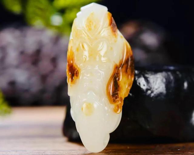 电影霸主|逆势上涨的玉中霸主！十大涨势最为凶猛的和田玉藏品！