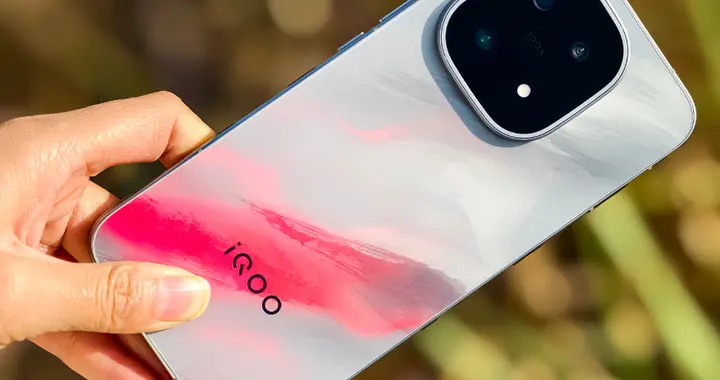 買手機不用經常換，雙11建議“閉眼買”的512G手機，用6年無壓力