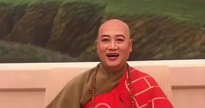 遁入空门？迟重瑞寺庙诵经，送妻后彻底皈依，百亿遗产说扔就扔