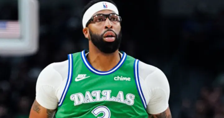 独行侠完胜！浓眉25+10状元爆发，拉塞尔24+6全队第一，莺歌22+6