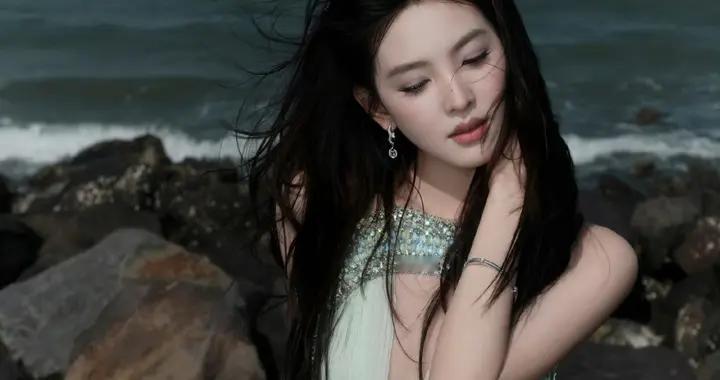 章若楠深V绿裙 清新唯美