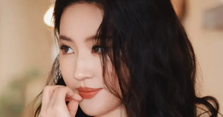 美女壁纸-第5918期-刘亦菲