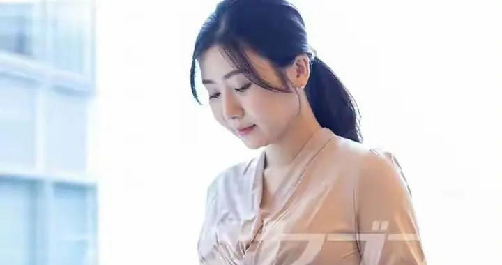 37岁福原爱宣布三胎出生：母子健康平安，产后照曝光，前夫已祝福