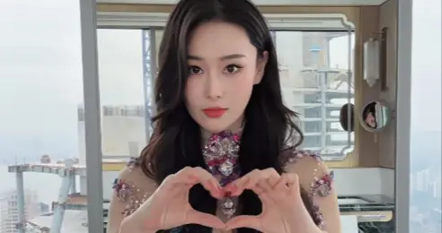 39岁张馨予晒跳舞视频！“沙漏”身材美得好权威，接新代言心情好