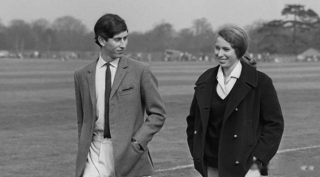 50年前英国王室那一段四角纠缠的往事，查尔斯兄妹和卡米拉夫妇