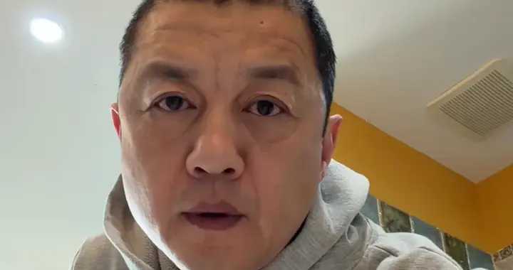 李亚鹏元宵节晒豪宅，与老妈住200平大房，还和前妻给女儿过生日