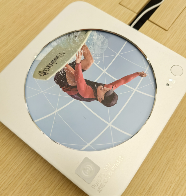 华为Mate70影像突然曝光，花粉都炸了