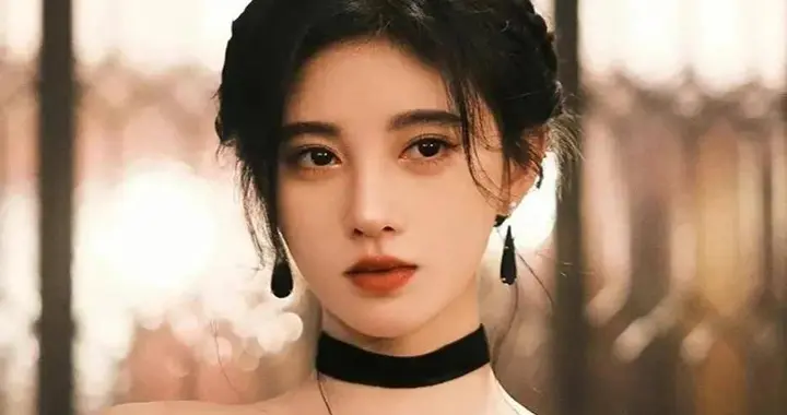 鞠婧祎，多彩梦幻美图