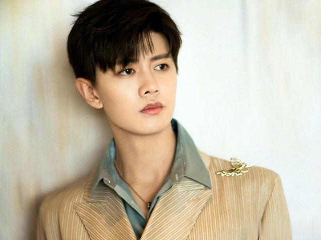 李一桐|《武庚纪》未拍先毁口碑，李一桐辞演郭晓婷撇关系，任嘉伦最尴尬