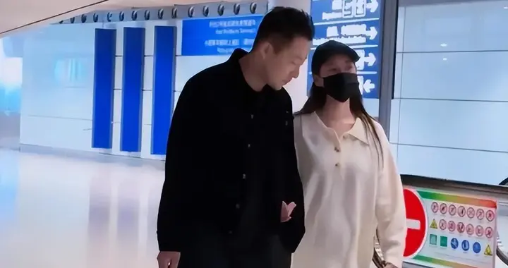 接地气！马筱梅挺孕肚坐地铁，将来去台北坐月子，汪小菲娶对人了