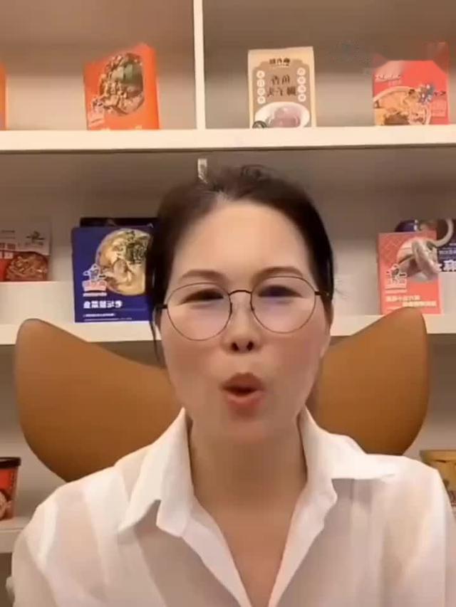 人间清醒还得是小杨阿姨：离开汪小菲我什么都不是！