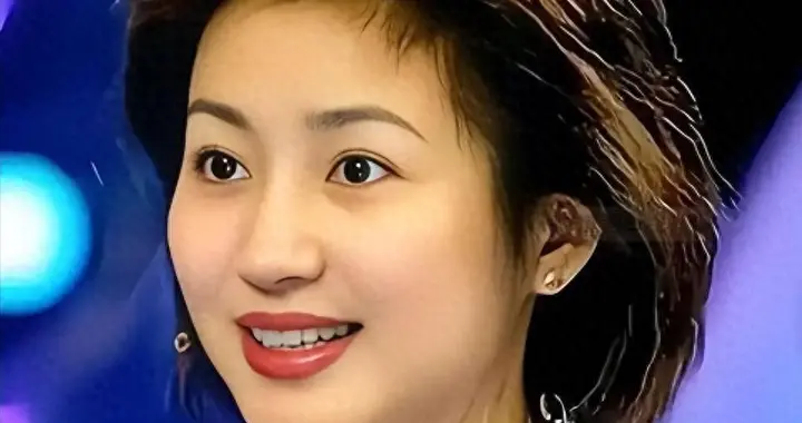 55岁王小丫：一婚嫁富豪，二婚嫁高官，两婚未孕，如今普通成大妈