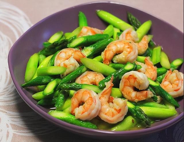 减肥期多吃这6道“掉秤菜”，营养好吃，低卡低脂