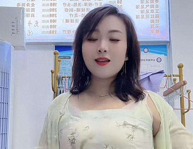 漂亮女网红刘大美丽去世！死因曝出，网友：为了爱美而死，不值得