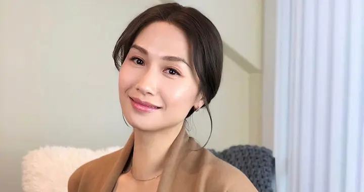 香港知名女星正式宣布复出，嫁帅气富商成阔太，移民加拿大多年