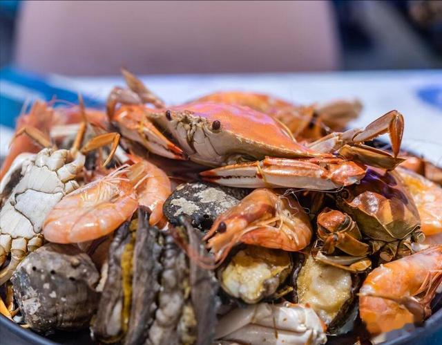 全国哪里人吃海鲜最“猛”？经评选，这6个地方上榜，有你家乡吗