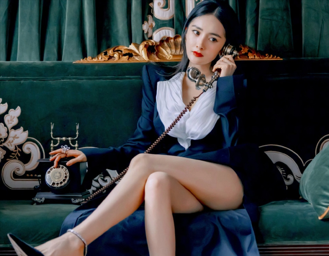 杨幂的漫画腿，妈妈幂呀！