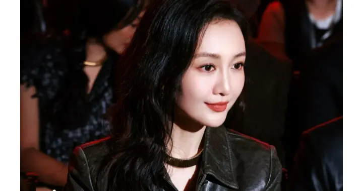 王鸥分享最新美照并配文，属于你的感觉无法复刻