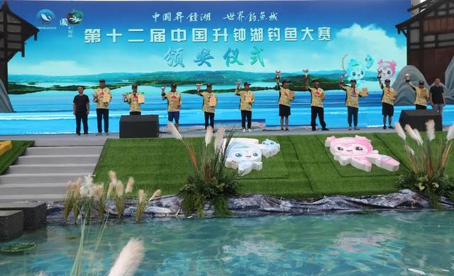 什么样的家底才能参加钓鱼比赛？职业钓鱼人这么“烧钱”吗？