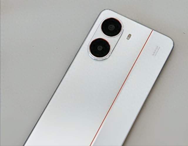 7550毫安配90W快充！紅米終于開始動腦子，這話絲毫不吹噓