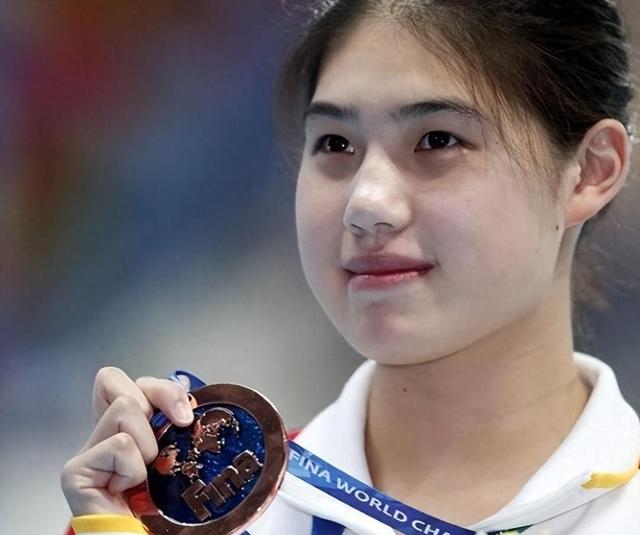 不是张雨霏，霍启山绯闻新对象曝光？女方小10岁，奥运冠军，神似林志玲