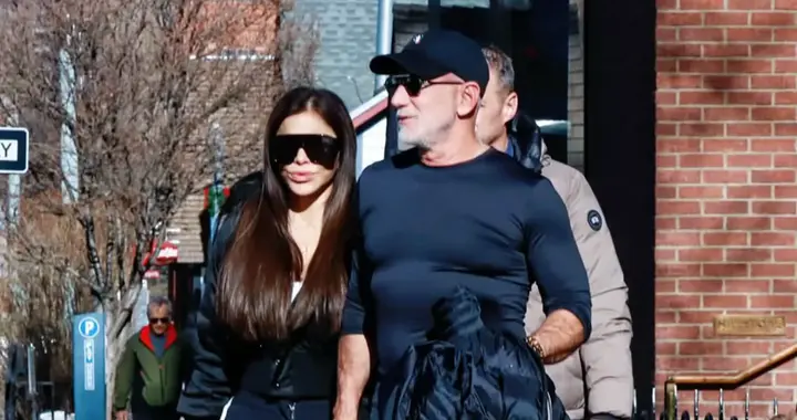 贝佐斯为桑切斯庆生！前首富断崖式衰老像圣诞老人，俩人都很招摇