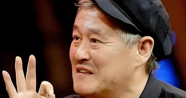 赵本山一周送出3套房，这哪是养老，分明在给巨婴擦屁股