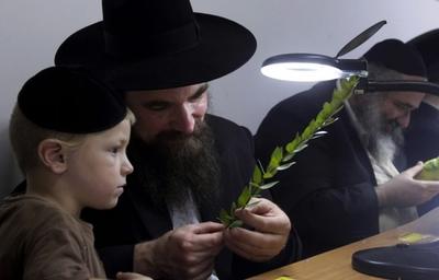 中国军事强硬介入印巴冲突出售潜艇支援巴基斯