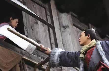 宋江为何自己不娶扈三娘? 又为何不让给林冲?