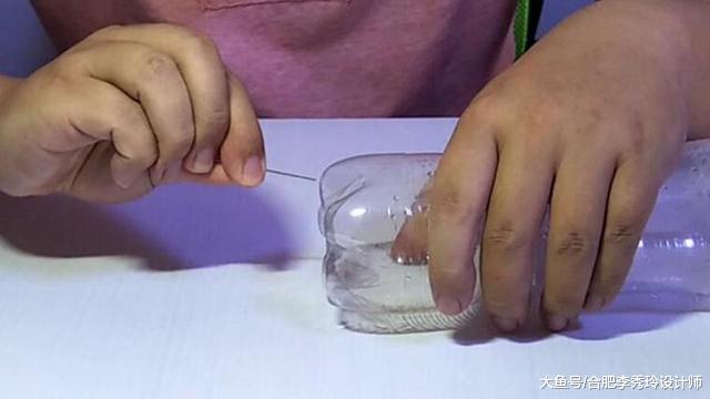 开了暖气又干又燥, 在暖气片上绑个塑料瓶, 好滋润! 连加湿器都省了