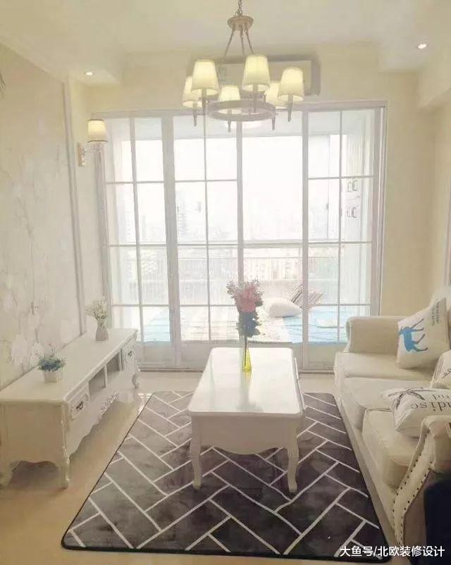 老婆为了露台坚持买顶楼房子, 装修完实在漂亮, 让我睡阳台都愿意