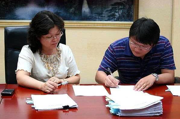 买房签合同后, 并不是万事大吉, 这2件事要趁早办!