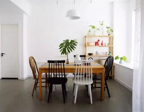 地面不要铺瓷砖和木地板了, 有钱人家里都流行这样装, 美观又省钱