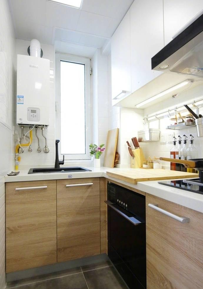 拥有这样一套50平米简单舒心的小蜗居, 足矣!