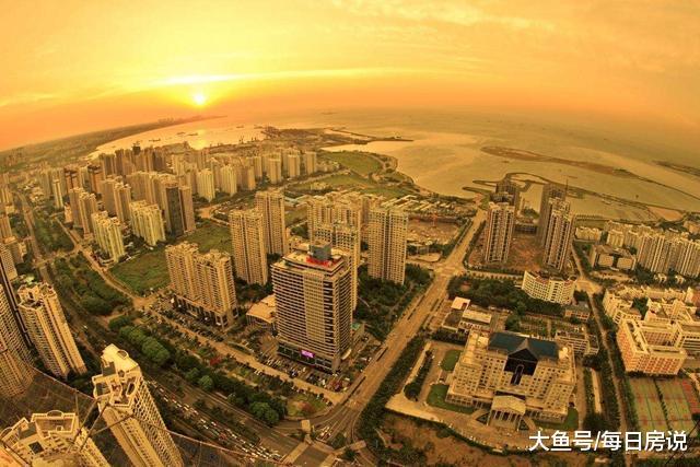 高房价“危害”争议不断, 楼市步入下半场, 2019年历史会重演吗?
