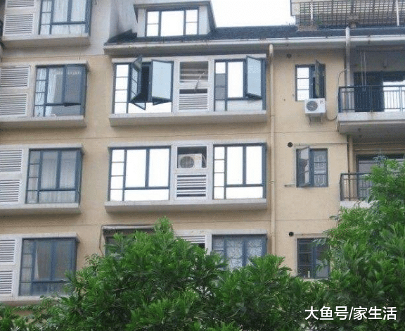 越来越多人家里不挂窗帘了, 回家学这样设计, 省钱又实用