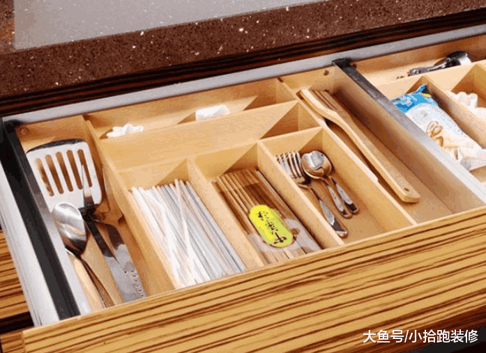 厨房怎么装修才实用? 听了过来人的话后, 发现我全做对了