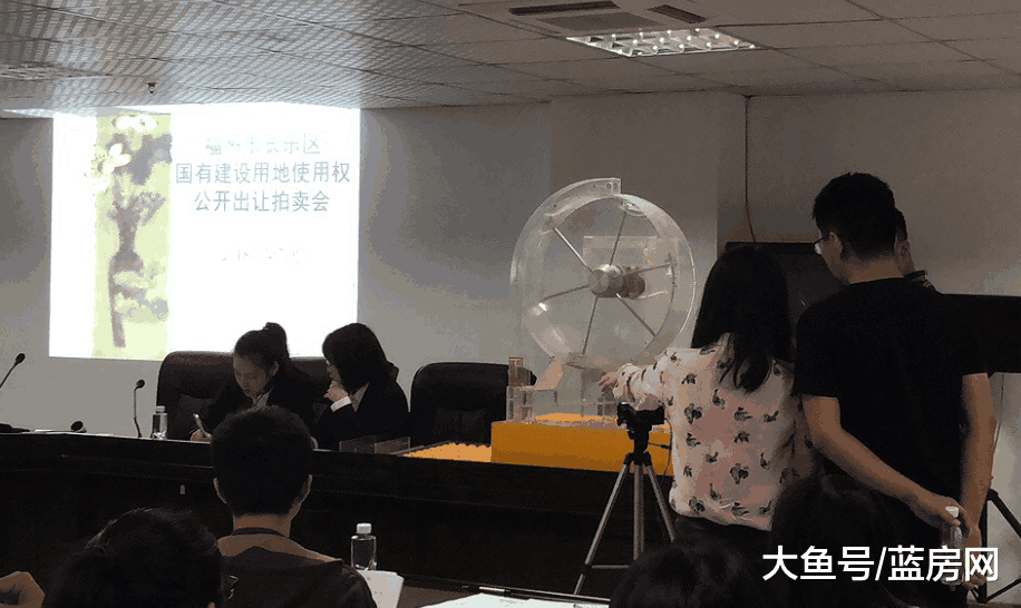 揽金8.78亿! 城区四幅宅地成功拍出! 又一家TOP20房企挺进福州! 成交楼面价是...