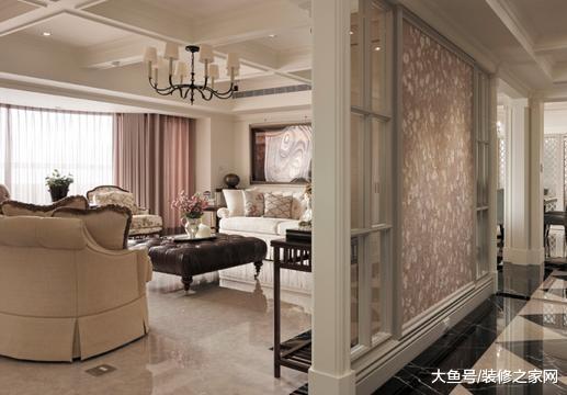 有钱人家的装修, 不能说特别漂亮, 但看着就高档