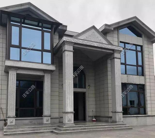 湖南农村自建养老别墅, 680一平包给朋友施工, 25万就建好主体