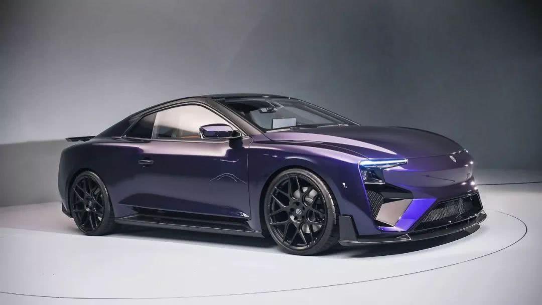 爱驰电动跑车rolandgumpert打造的新炸街神器