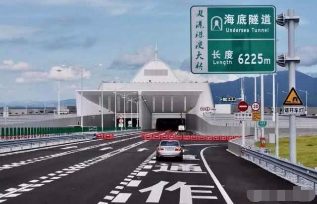 港珠澳大桥正式通车后, 引起外国人的议论, 印度的一句话扎心了