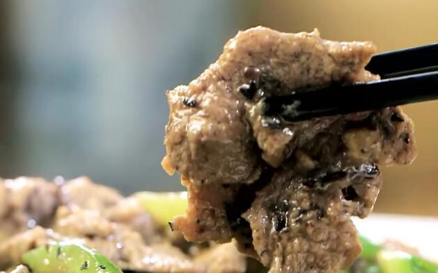 广东人的家常菜: 豉汁苦瓜炆牛肉