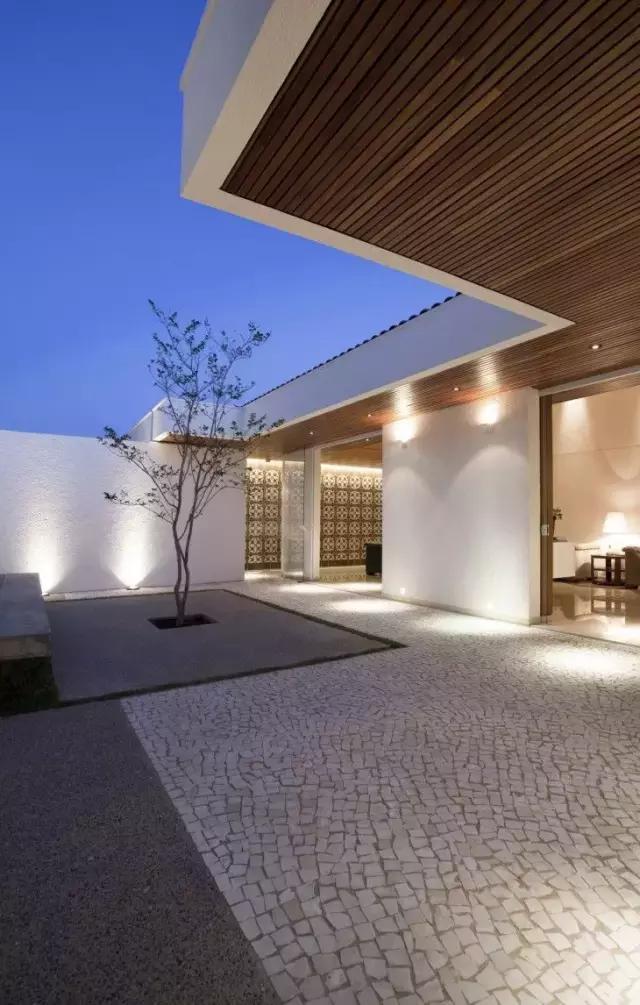 给我个院子, 我就让它美成这样!