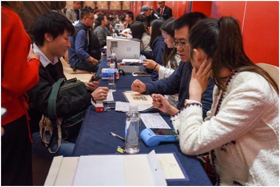 保利?阳光城?翡丽公园耀世开盘, 盛况空前