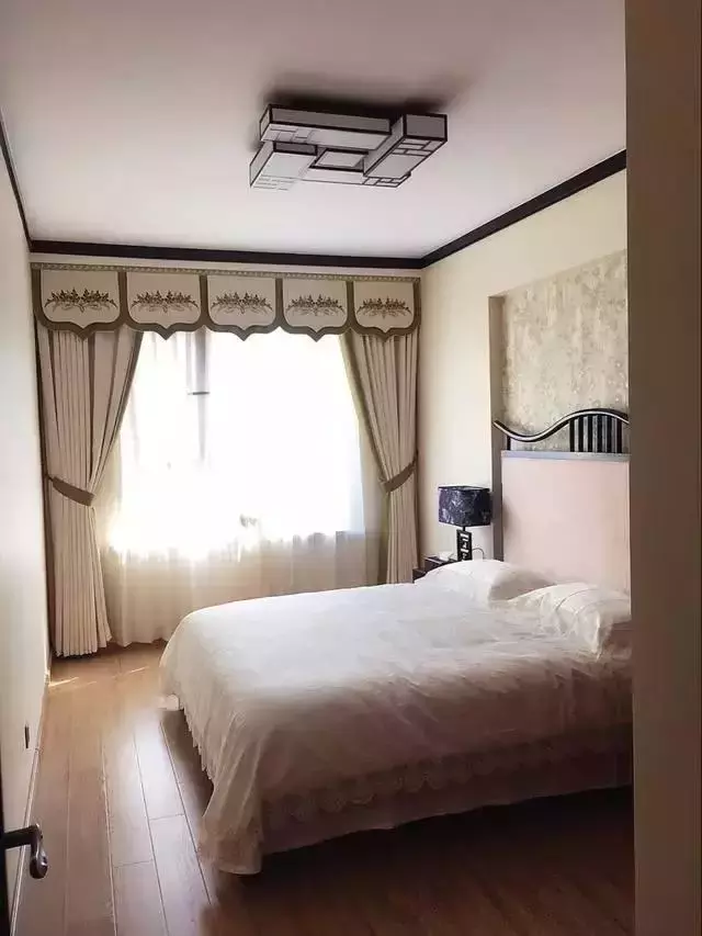 没钱千万别装新中式, 像这样装还不赖, 低调奢华!