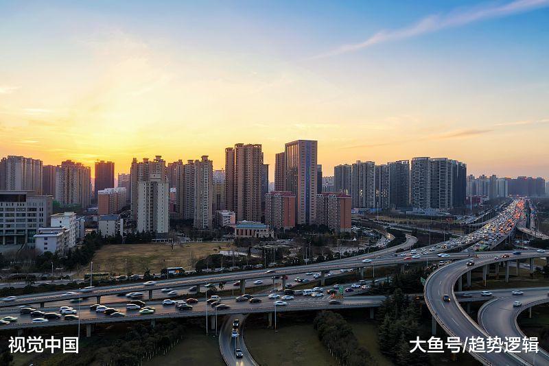 中心城区持续扩张, 年轻人口青黄不接, 郑州楼市有点激进?