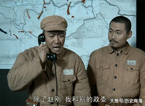 李云龙@赵刚被提前晋升为副军级, 李云龙为何破口大骂? 原来背后暗藏猫腻!