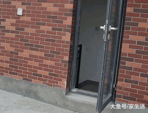 阳台装修万万要注意这些问题, 好多人忽略, 入住就拆了重装