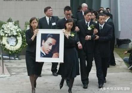黄家驹的葬礼梅艳芳的葬礼, 一位比一位大, 最后一个全球都痛心!